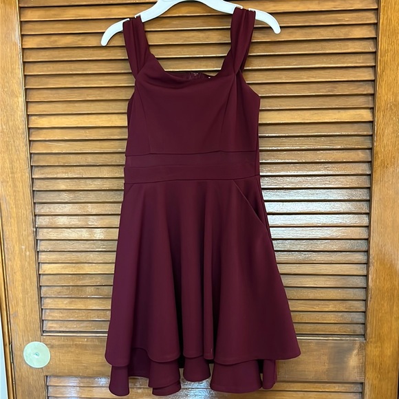 Honey and Rosie/Dillards Junior Semi-Formal Dress - Picture 1 of 3